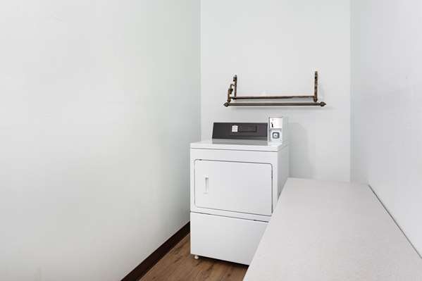 Amenities - Baymont Inn & Suites Midway - I-10, Exit 192