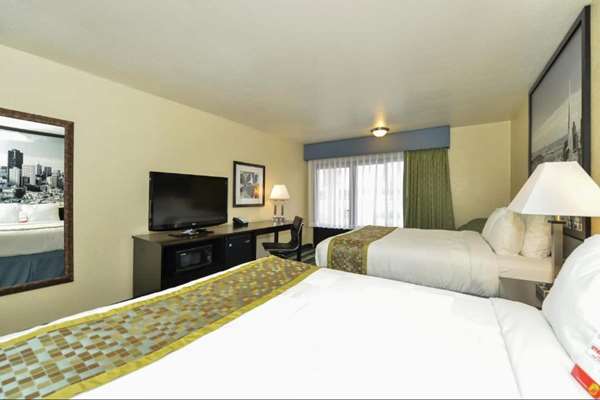  - Super 8 Motel Vallejo - I-80, Exit 31A