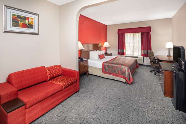 Suite - Ramada Limited Hotel Alpharetta