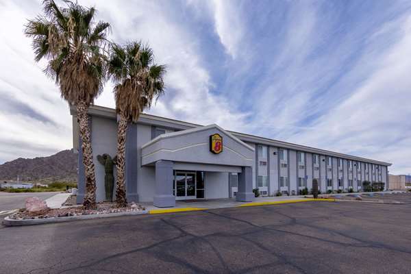 Exterior view - Super 8 Hotel Quartzsite - I-10, Exit 17
