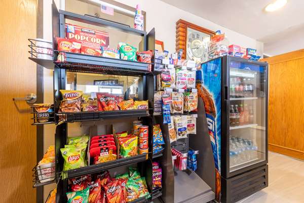  - Super 8 Hotel Quartzsite - I-10, Exit 17