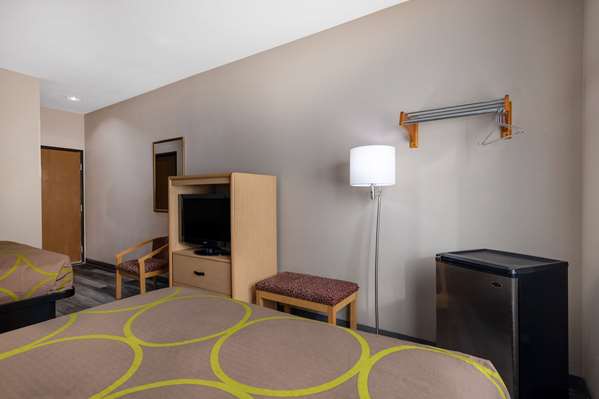  - Super 8 Hotel Quartzsite - I-10, Exit 17