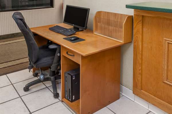 Conference Area - Super 8 Hotel Huntington