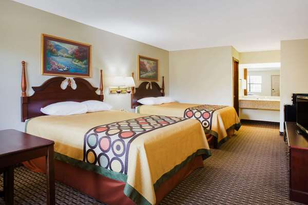  - Super 8 Motel Cabot - US 167, Exit 19