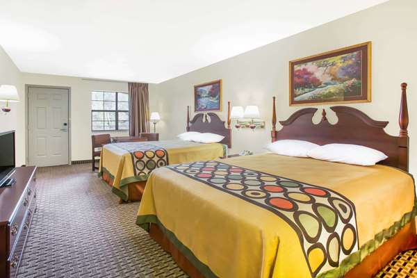  - Super 8 Motel Cabot - US 167, Exit 19