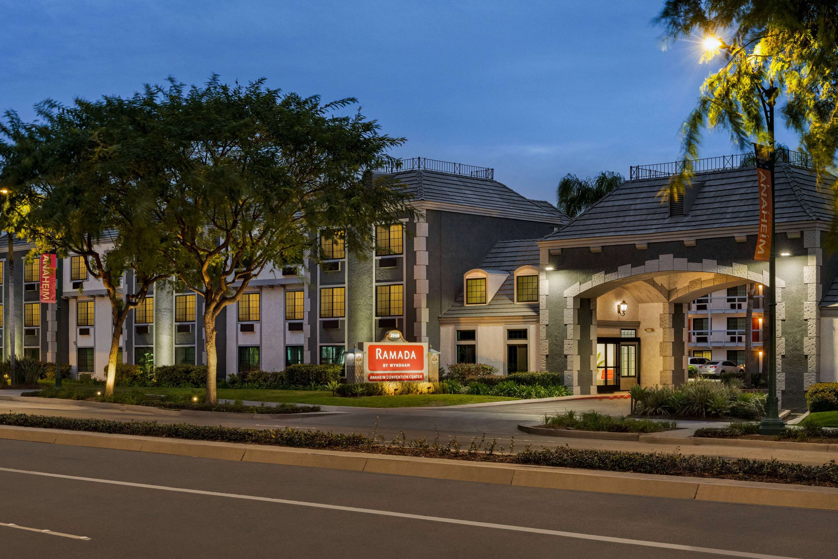 Exterior | Ramada by Wyndham Anaheim Convention Center