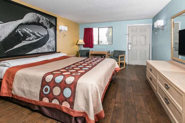  - Super 8 Motel Bishop