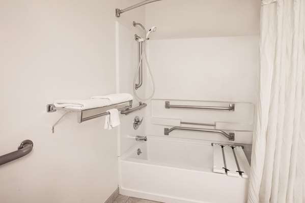  - Super 8 Hotel Grove City