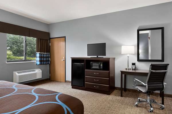  - Super 8 Hotel Grove City