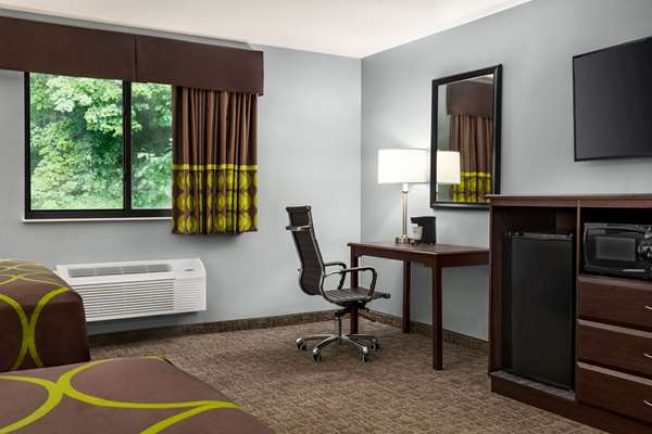  - Super 8 Hotel Grove City