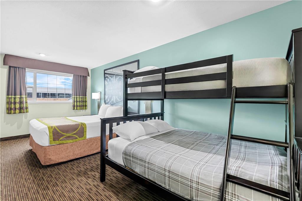 SUPER 8 BY WYNDHAM SASKATOON NEAR S-guestroom-Guest Room,Suite,On-Site.jpg
