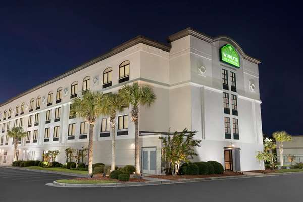Exterior view - Wingate by Wyndham Hotel Wilmington