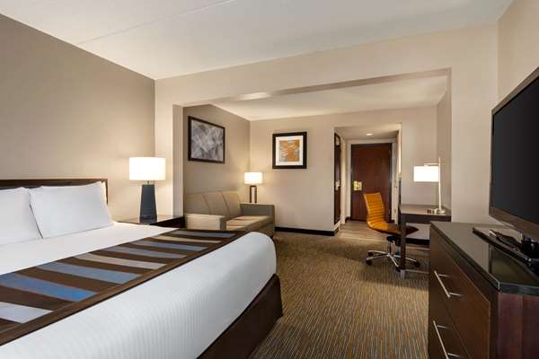  - Wingate by Wyndham Hotel Wilmington