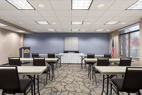  - Wingate by Wyndham Hotel Wilmington