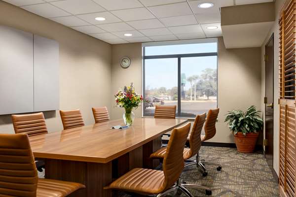  - Wingate by Wyndham Hotel Wilmington