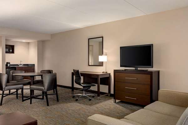 Suite - Wingate by Wyndham Hotel Wilmington