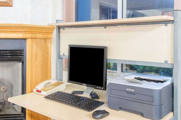 Conference Area - Super 8 Hotel West Middlesex - I-80, Exit 4B