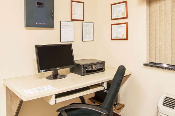 Conference Area - Super 8 Hotel Mason City