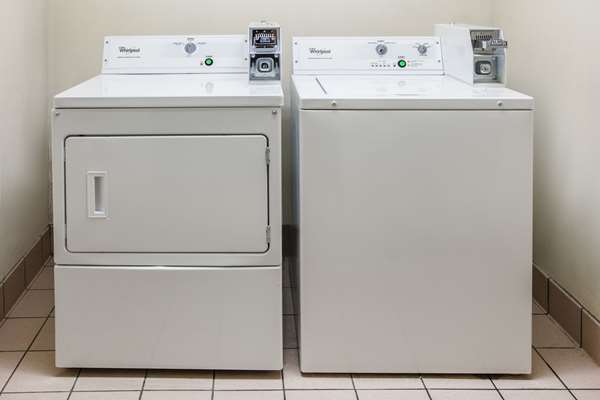 Amenities - Super 8 Hotel Garland - I-635, Exit 13