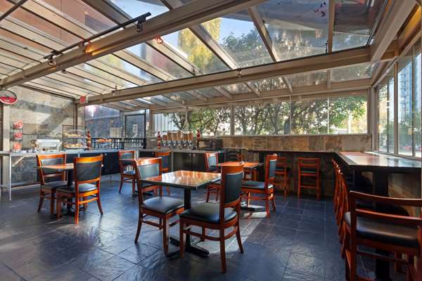  - Ramada Vancouver Airport Hotel Richmond