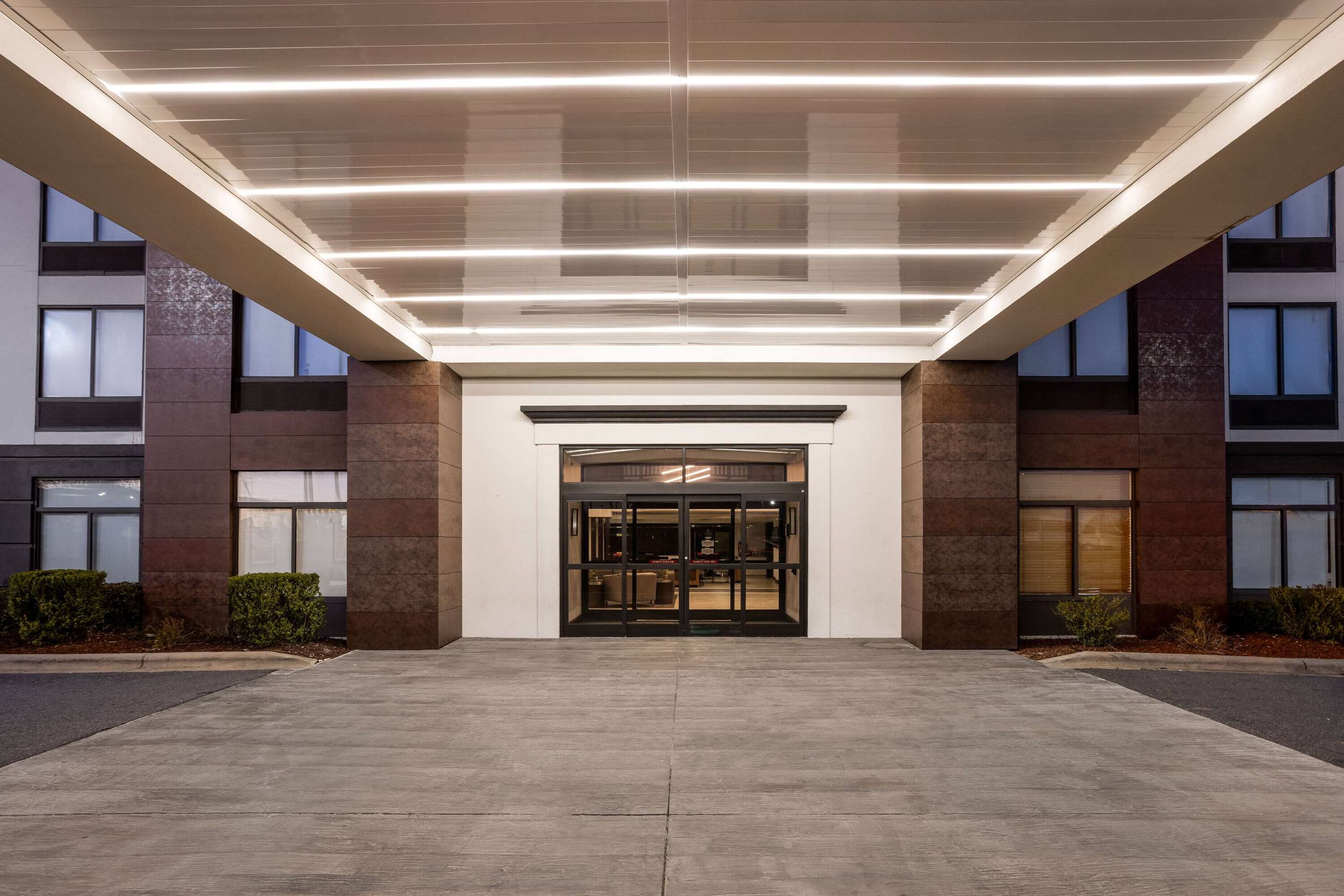 Exterior | La Quinta Inn & Suites by Wyndham Mooresville