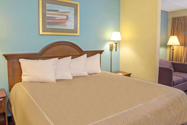  - Super 8 Motel Dania Beach