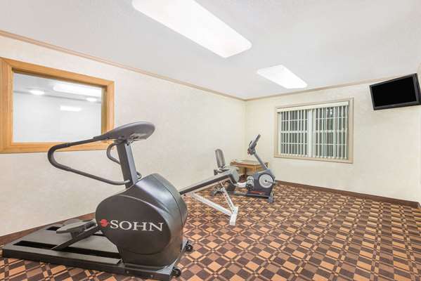 Fitness/ Exercise Room - Super 8 Hotel Maumee - I-475, Exit 6