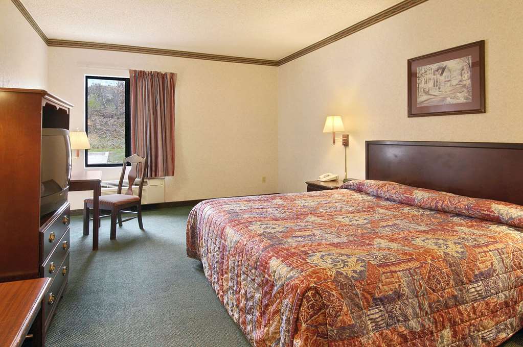 DAYS INN BY WYNDHAM, JEFFERSON CITY-guestroom-Guest Room,Suite,On-Site.jpg