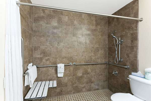  - Days Inn Mission Valley San Diego