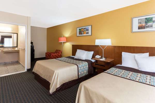  - Days Inn Mission Valley San Diego