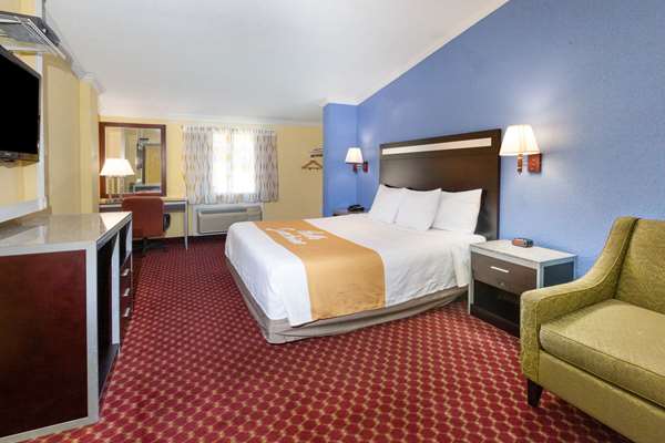  - Days Inn Nanuet - I-87, Exit 14