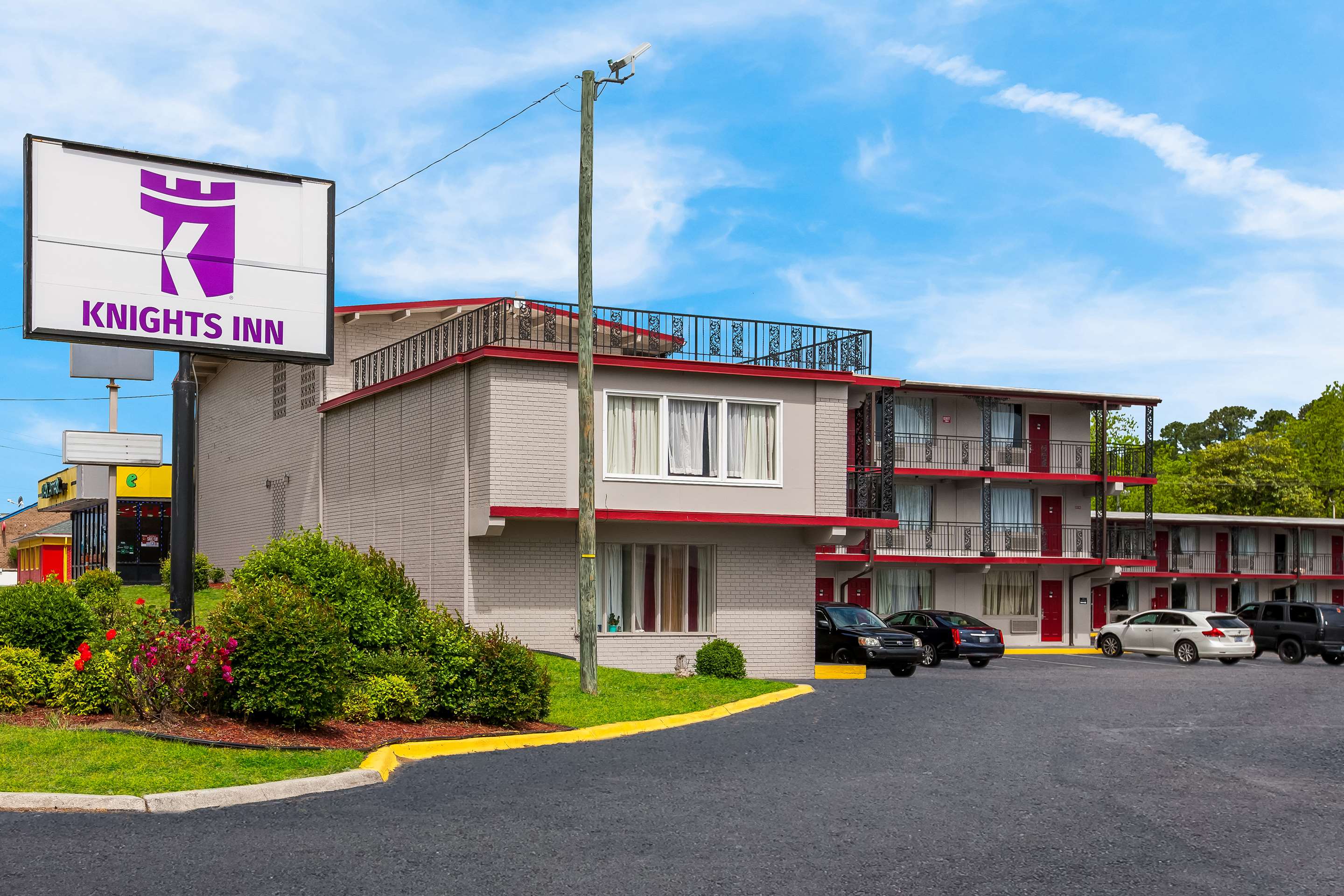 Exterior | Knights Inn Fayetteville - Fort Bragg