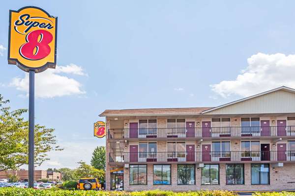 Exterior view - Super 8 Motel Manassas