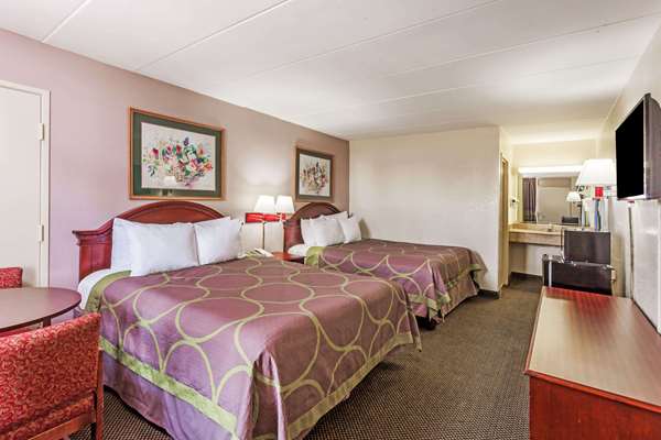  - Super 8 Motel Manassas