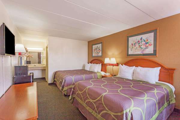  - Super 8 Motel Manassas