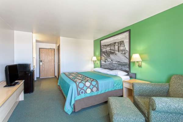  - Super 8 Hotel Heyburn - I-84, Exit 208