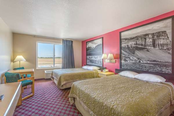 Suite - Super 8 Hotel Heyburn - I-84, Exit 208