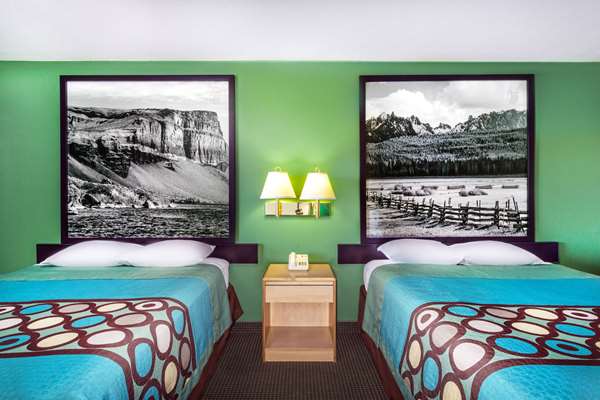  - Super 8 Hotel Heyburn - I-84, Exit 208