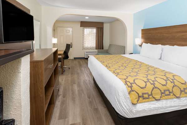  - Baymont Inn & Suites Ocean Springs - I-10, Exit 50