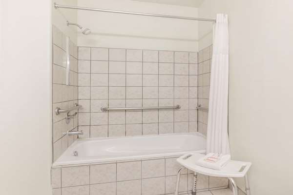  - Days Inn & Suites Marana - I-10, Exit 246