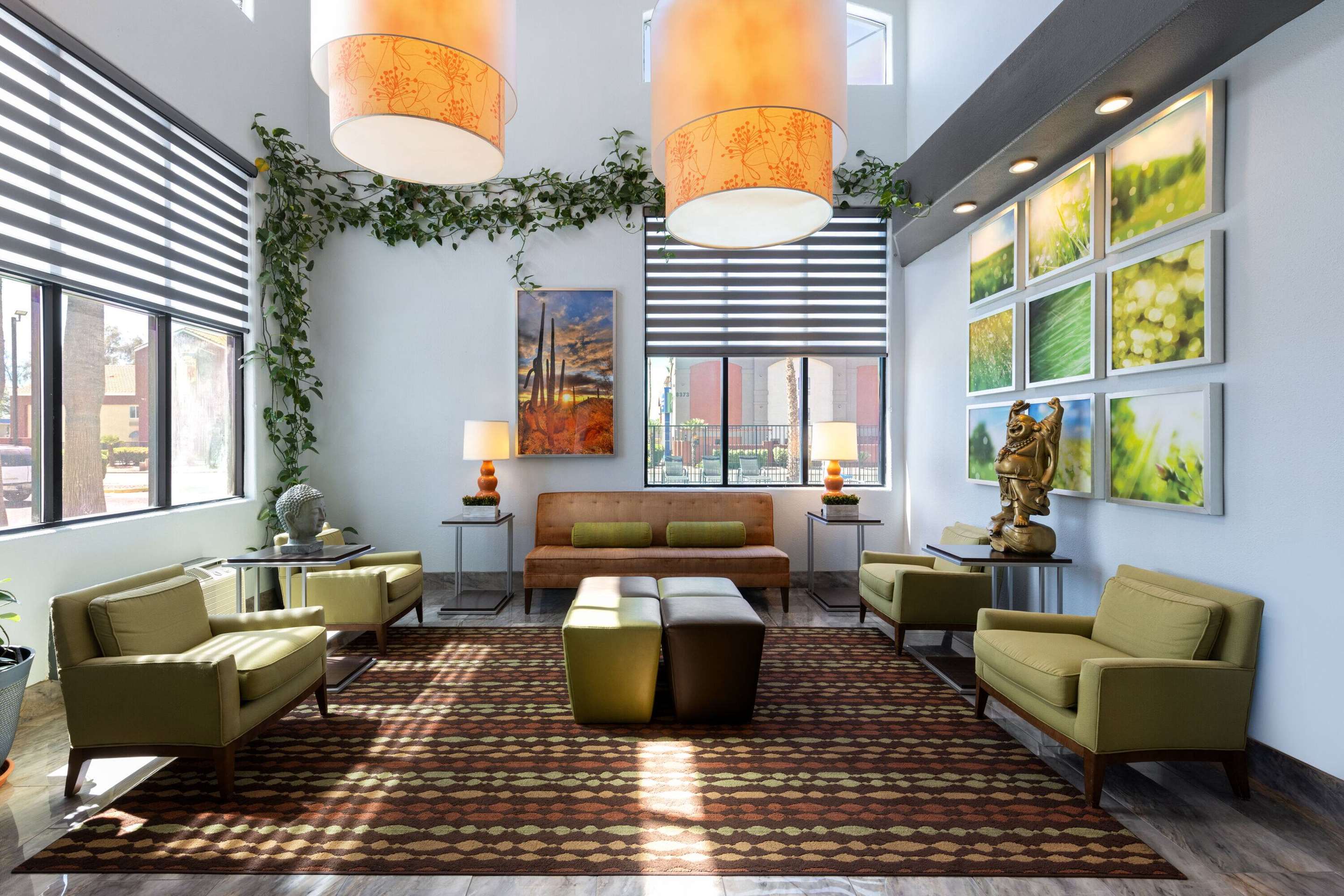 Lobby | Days Inn & Suites by Wyndham Tucson/Marana