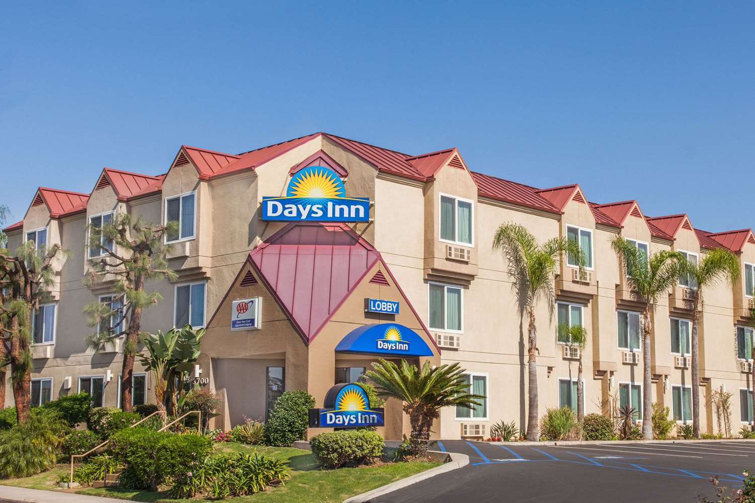 Days Inn Near Legoland Carlsbad Ca See S Exterior View Days Inn Near Legoland Carlsbad