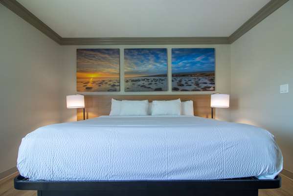  - Days Inn near Legoland Carlsbad - I-5, Exit 49
