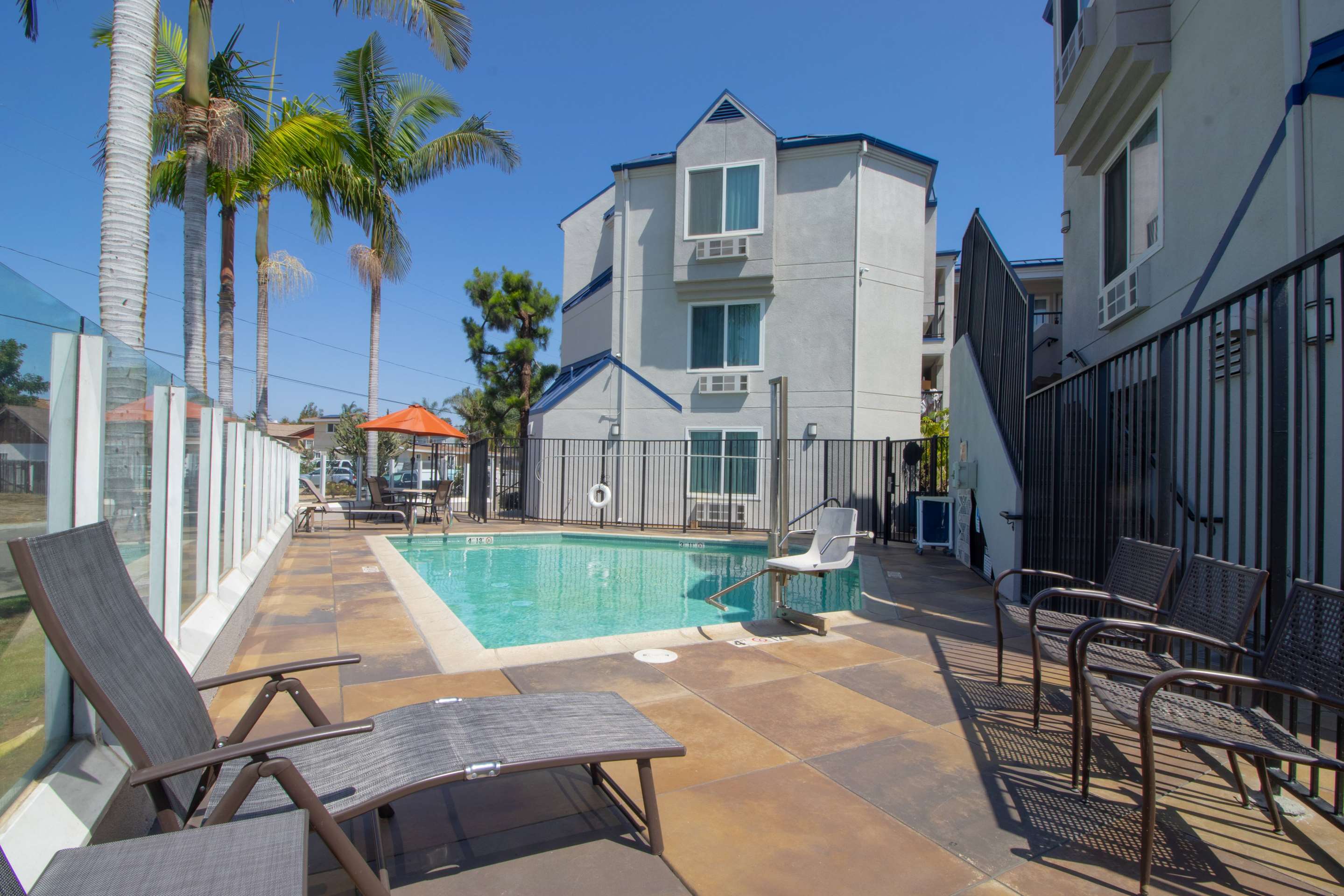 Pool | Days Inn by Wyndham Carlsbad