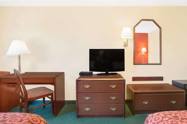  - Days Inn Lincoln - I-20, Exit 168