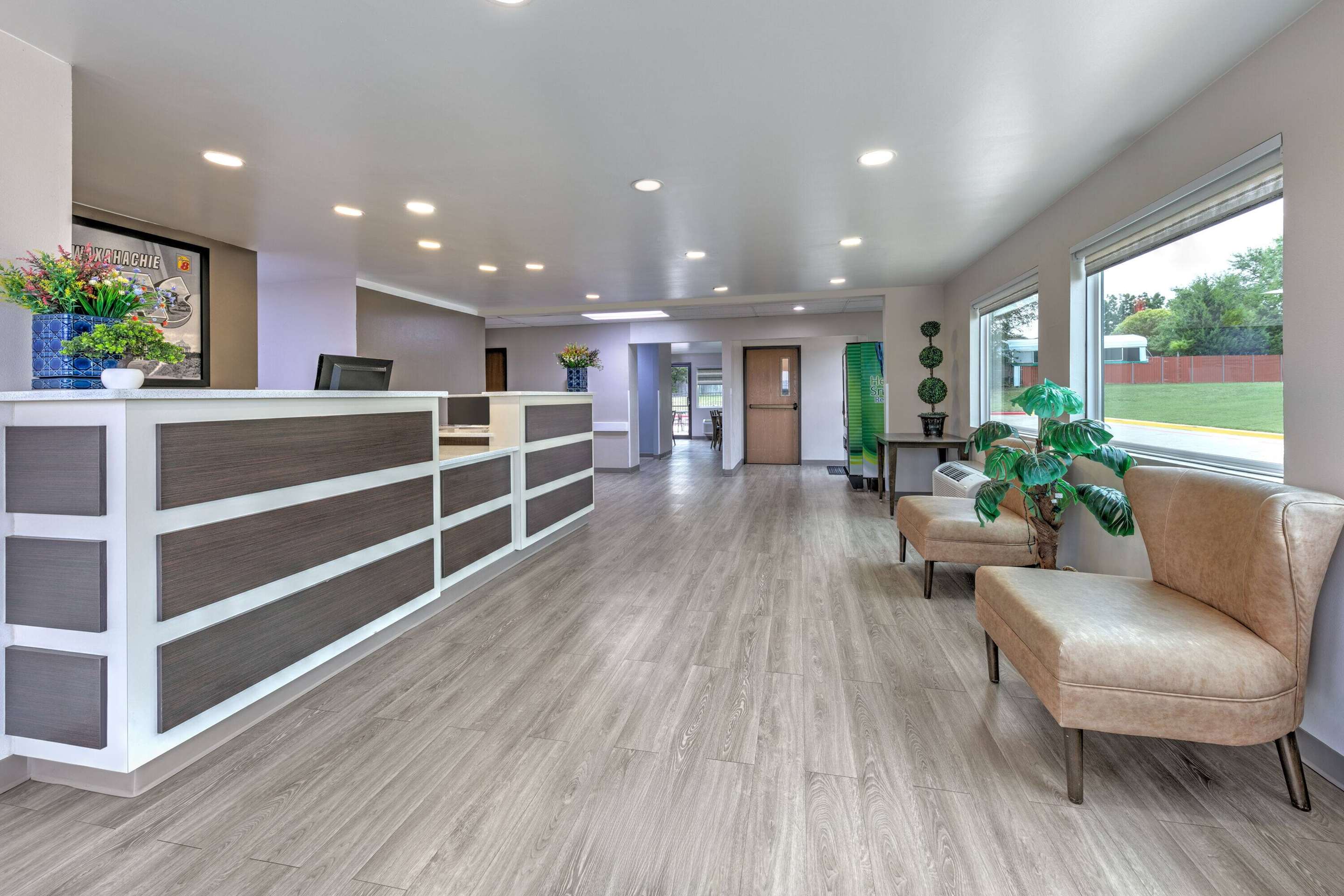 Reception | Super 8 by Wyndham Waxahachie TX