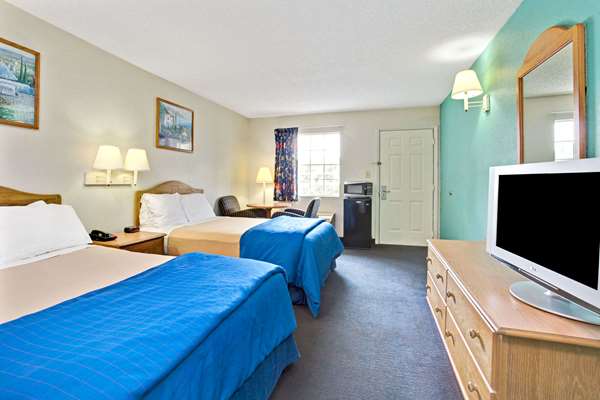 - Travelodge Hotel & Suites Macclenny - I-10, Exit 335