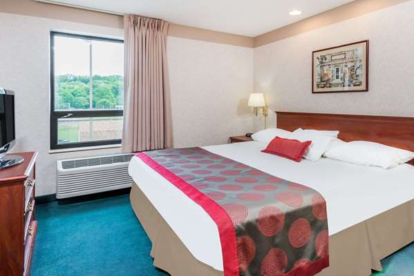  - Ramada Hotel Strasburg
