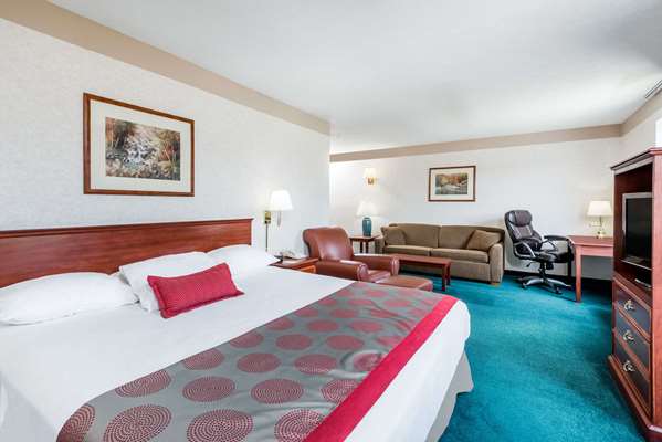  - Ramada Hotel Strasburg