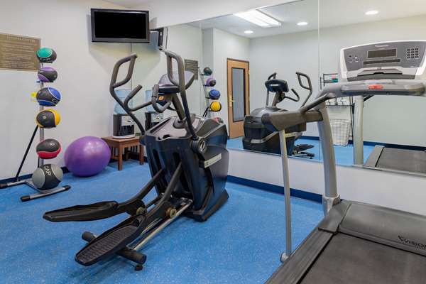 Fitness/ Exercise Room - Days Inn Bernalillo - I-25, Exit 242